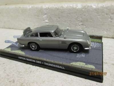 DIE CAST : 007 COLLECTION - ASTON MARTIN DB5  'THUNDERBALL' - LOT 595N