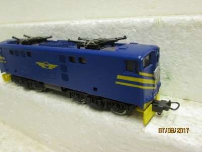 HO SCALE : LIMA SAR 5E ELECTRIC LOCO - LOT 883N