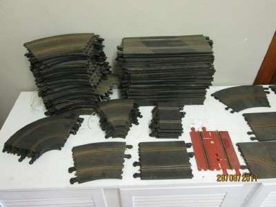 SCALEXTRIC : LARGE AMOUNT OF TRACK - LOT 183P