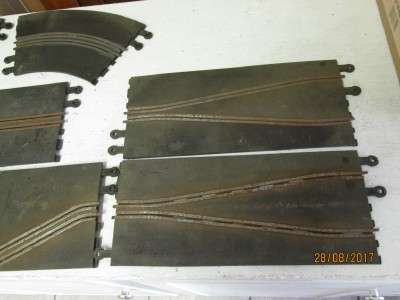 SCALEXTRIC : LARGE AMOUNT OF TRACK - LOT 183P