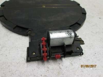 HO SCALE :  ATLAS ELECTRICAL TURNTABLE - LOT 322P