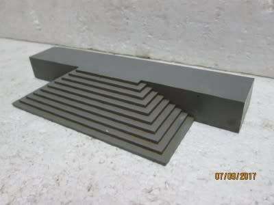 HO/OO SCALE : HORNBY STATION PLATFORM STEPS - LOT 399P