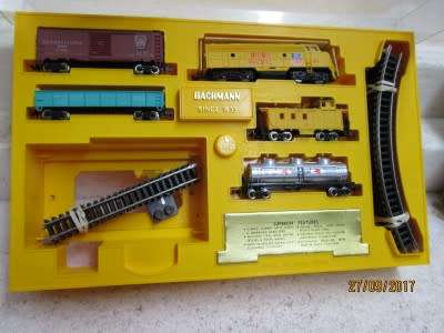 N SCALE : BACHMANN UNION PACIFIC TRAIN SET (BOXED) - LOT 617P