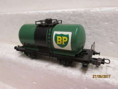 HO SCALE : LIMA BP TANKER - LOT 631P
