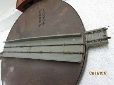 HO/OO SCALE - TRI-ANG TURNTABLE - LOT 88Q