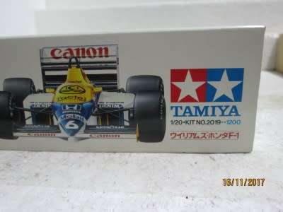 TAMIYA 1:20 SCALE GRAND PRIX KIT No 19 : WILLIAMS FW11 HONDA F-1 - LOT 136Q