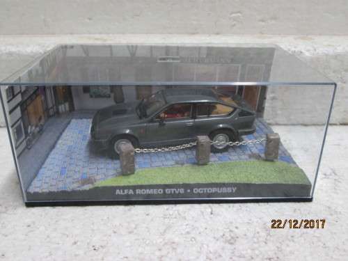 007 CAR COLLECTION No 73 : ALFA ROMEO GTV6 * OCTOPUSSY - LOT 576Q