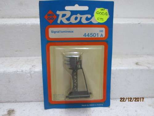 HO SCALE : ROCO RAIL SIGNAL - LOT 600Q