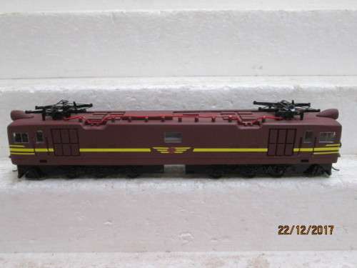 HO SCALE : SAR CLASS 4E BROWN ELECTRIC LOCO - LOT 622Q