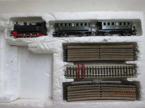HO SCALE : MARKLIN DB TRAIN SET - LOT 775Q