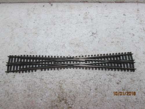 N SCALE : PECO CROSS-OVER - LOT 857Q