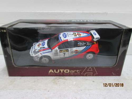 DIE CAST : 1:18 SCALE AUTOART FORD FOCUS WRC (RALLY CAR) - LOT 937Q