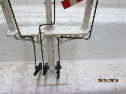 OO SCALE : CRESCENT RAIL SIGNAL (3 LEVER) - LOT 941Q