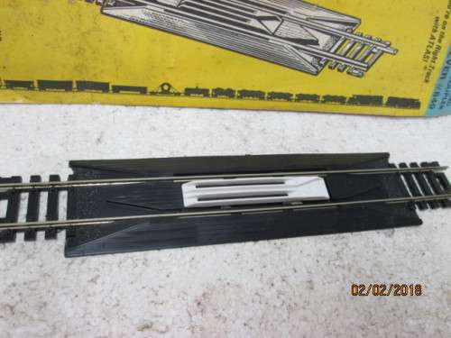 HO SCALE : ATLAS NICKEL-SILVER RERAILER / UNCOUPLER - LOT 187R