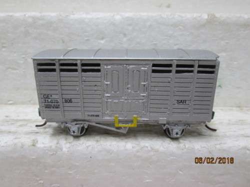 HO SCALE : SAR GE SHORT CATTLE WAGON - LOT 272R