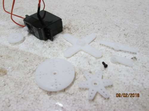 SERVER WITH FITTINGS - LOT 432R