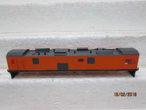 HO SCALE : SAR CLASS 10E ORANGE ELECTRIC LOCO BODY (SPOORNET) - LOT 433R