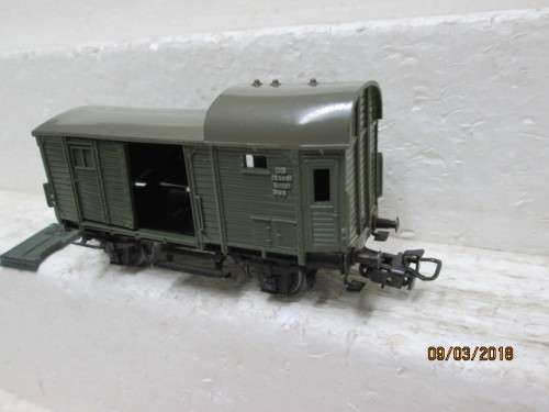 HO SCALE : MARKLIN SHORT CABOOSE - LOT 691R
