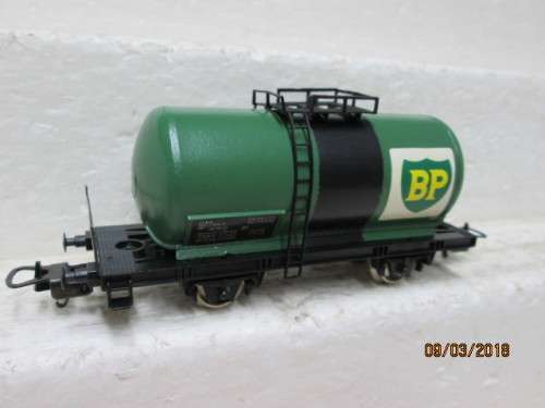HO SCALE : LIMA BP TANKER - LOT 719R