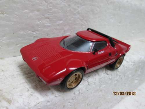 1:43 SCALE DIE-CAST DELPRADO LANCIA STRATUS - LOT 823R