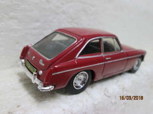 MATCHBOX-DINKY DY19 - MGB-GT V8- LOT 937R