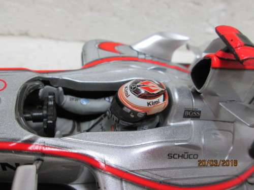 1:18 SCALE HOTWHEELS McCLAREN MP4-21 (KIMI RAIKKONEN) - LOT 146S