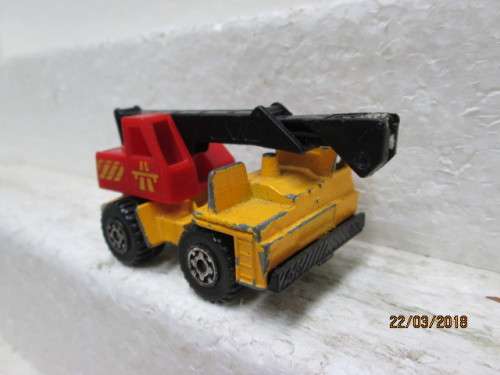 MATCHBOX MOBILE CRANE 1:90 SCALE - LOT 198S