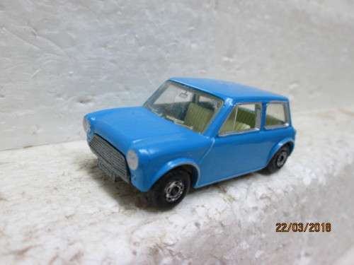 MATCHBOX SUPERFAST RACING MINI No 29 - LOT 220S