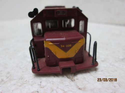 HO SCALE : LIMA SAR CLASS 34 DIESEL LOCO BODY - LOT 267S