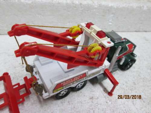 DIE CAST : MATCHBOX SUPER KINGS PETERBILT TOW-TRUCK - LOT 331S