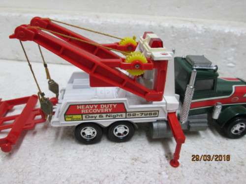 DIE CAST : MATCHBOX SUPER KINGS PETERBILT TOW-TRUCK - LOT 331S