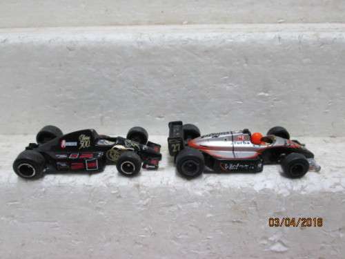 DIE CAST : FORMULA 1 RACING CARS x2 - LOT 375S