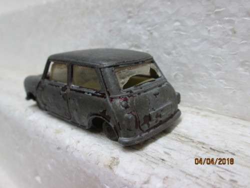 DIE CAST CORGI TOYS : MORRIS MINI MINOR - LOT 480S