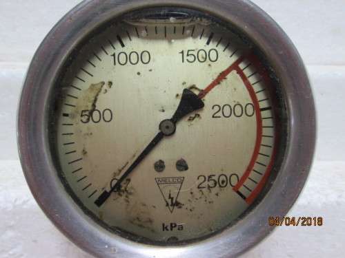 SAR LOCOMOTIVE STAINLESS STEEL GAUGE - LOT 492S