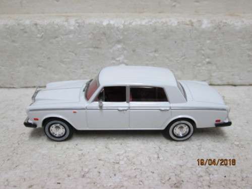 DIE CAST 1:43 SCALE : UNIVERSAL HOBBIES ROLLS ROYCE SILVER SHADOW - LOT 531S