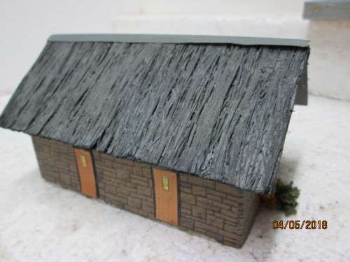 HO SCALE : x6 HANDMADE BUILDINGS - LOT 859S