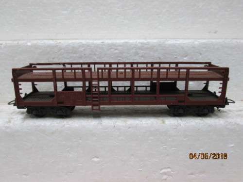 HO SCALE : LIMA SAR CAR CARRIER - LOT 875S