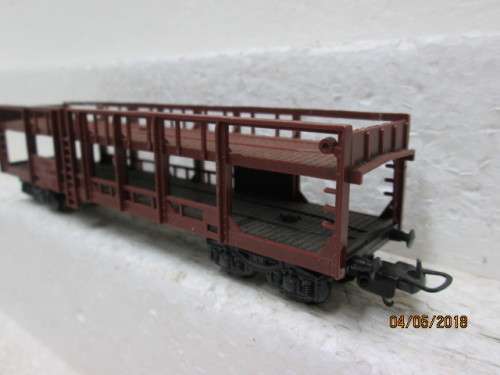 HO SCALE : LIMA SAR CAR CARRIER - LOT 875S