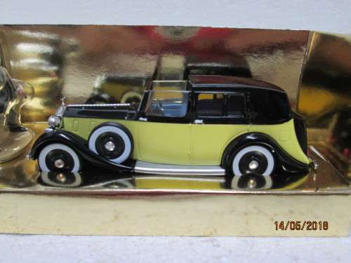 DIE CAST 1:43 SCALE : CORGI "GOLDFINGER" ROLLS ROYCE III SEDANCE DEVILLE (BOXED) - LOT 955S