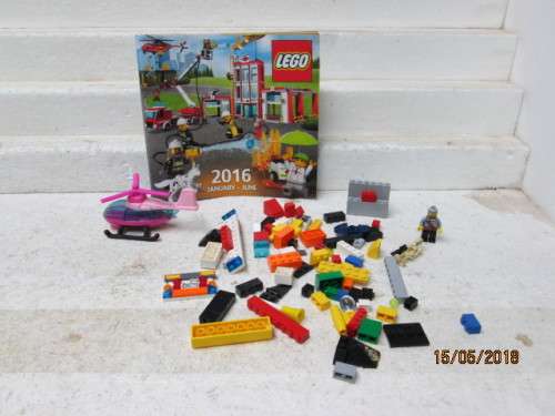 LEGO BITS & PIECES PLUS 2016 CALENDAR (Reduced to clear) - LOT 992S
