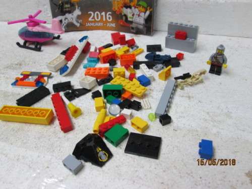 LEGO BITS & PIECES PLUS 2016 CALENDAR (Reduced to clear) - LOT 992S
