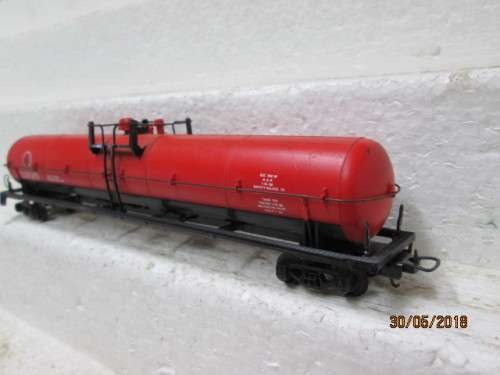 HO SCALE LIMA LONG TANKER (GREAT WESTERN) - LOT 166T