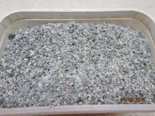 HO SCALE : SCENIC MATERIAL (MEDIUM GREY/ WHITE BALLAST 750g) - LOT 779T