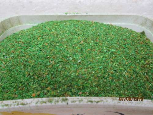 HO SCALE : SCENIC SCATTER MATERIAL (MEDIUM GREEN BROWN 175g) - LOT 820T