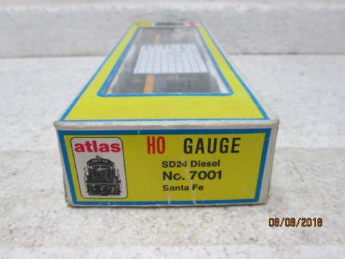 HO SCALE : ATLAS SANTE FE SD24 DIESEL LOCO (BOXED) - LOT 850T
