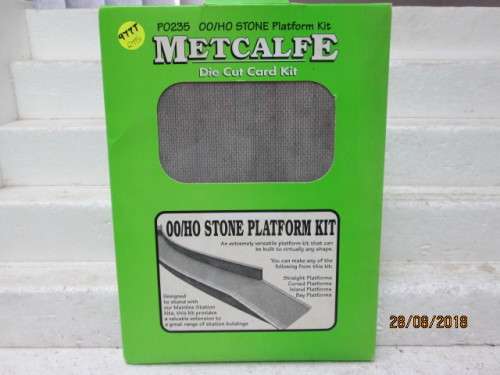 HO/OO SCALE METCALFE STONE PLATFORM KIT (PO235) BOXED - LOT 977T