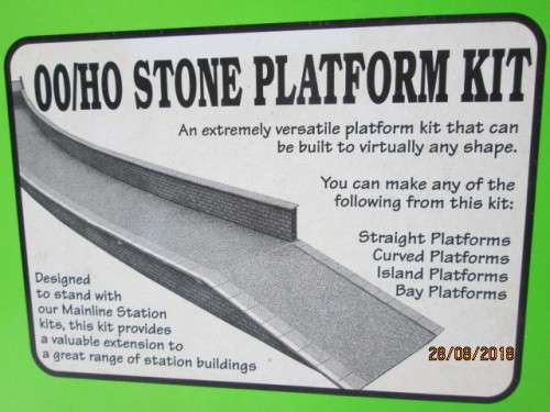 HO/OO SCALE METCALFE STONE PLATFORM KIT (PO235) BOXED - LOT 977T