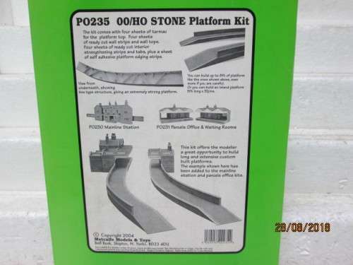 HO/OO SCALE METCALFE STONE PLATFORM KIT (PO235) BOXED - LOT 977T