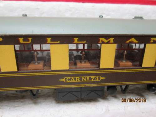 OO SCALE : HORNBY DUBLO PULLMAN SECOND CLASS COACH CAR No 74 (BOXED) - LOT 99U