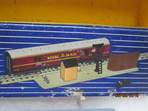 OO SCALE : HORNBY DUBLO TPO MAIL VAN SET "ROYAL MAIL" (BOXED) - LOT 107U